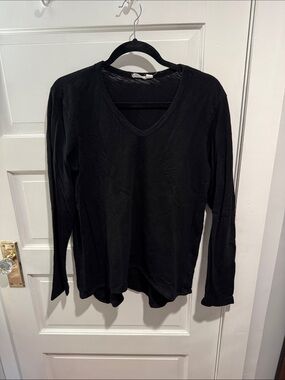 Wilt Black V-Neck Long Sleeve Tee